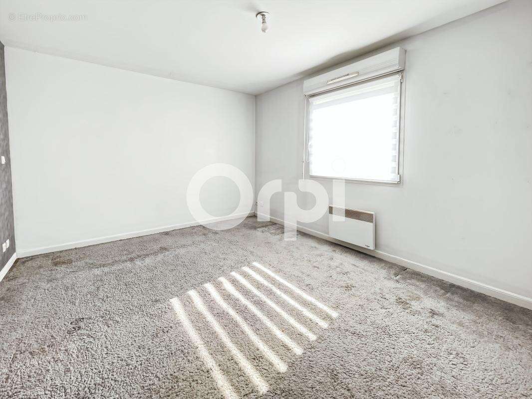Appartement à SAINT-MARTIN-BOULOGNE
