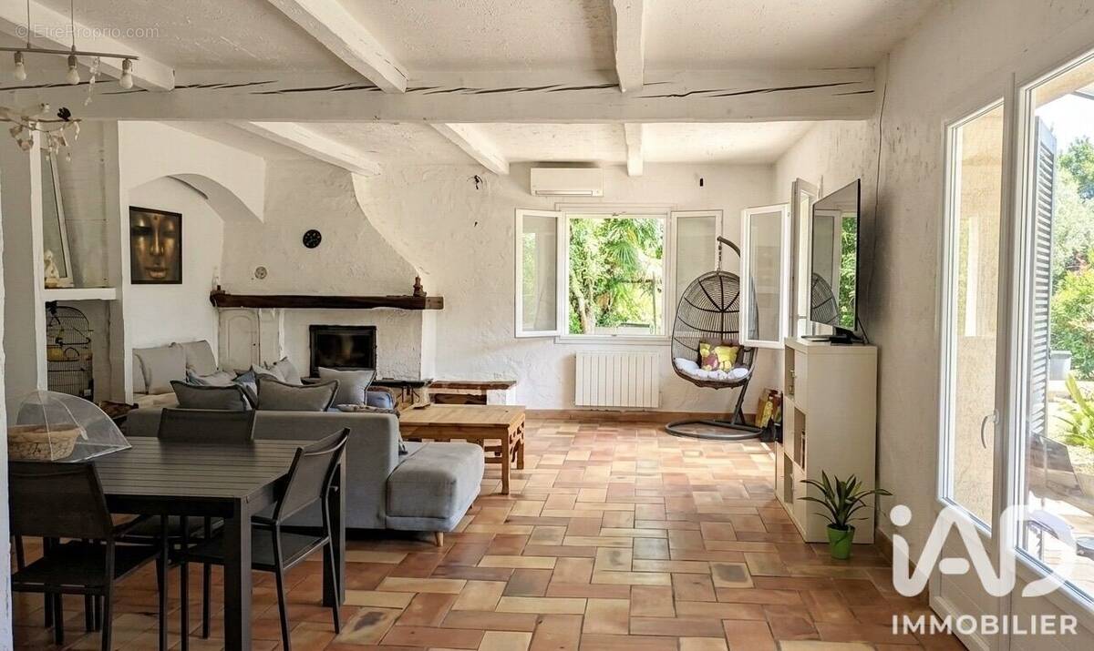 Photo 1 - Maison à TOURRETTE-LEVENS