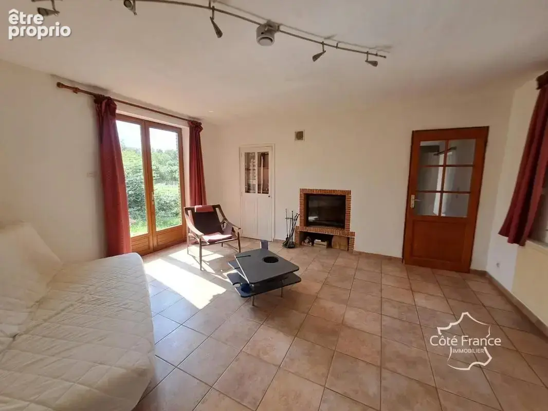 AISNE Vervins, Grande maison de famille sur un superbe terra - photo 9
