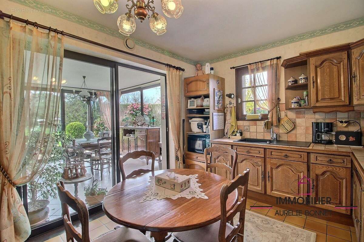 Maison à PONT-L'EVEQUE