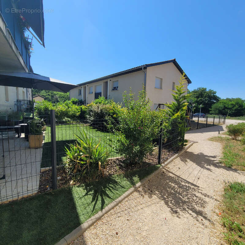 Appartement à REYRIEUX
