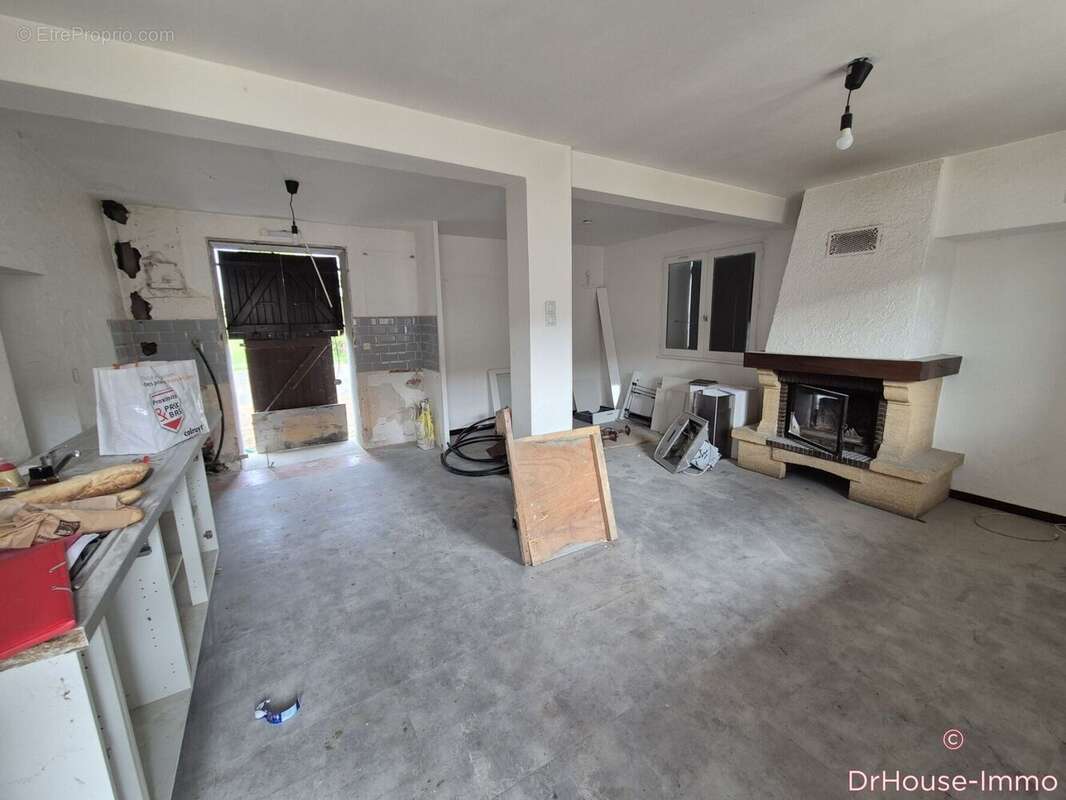 Appartement 79 m² à Veauche  - photo 10