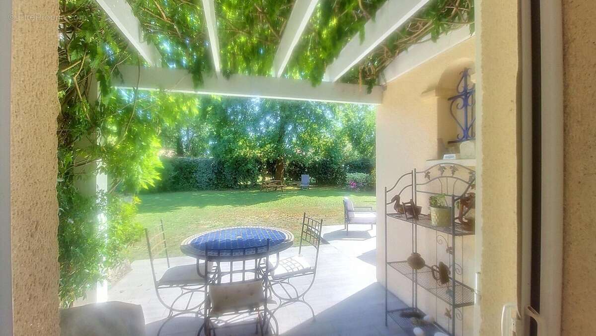Photo 3 - Maison à LEOGNAN