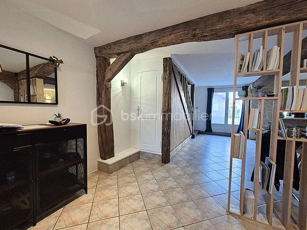 Maison à FLEURY-LES-AUBRAIS