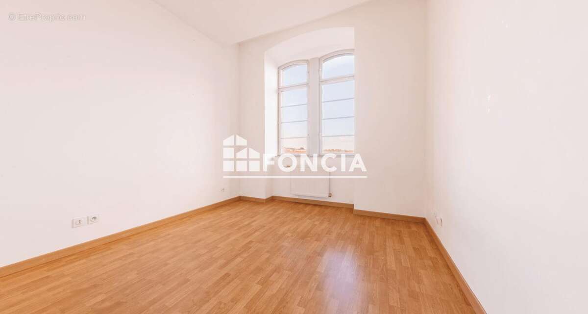 T4 de 92 m² avec parking privatif – Résidence Manufacture - photo 4