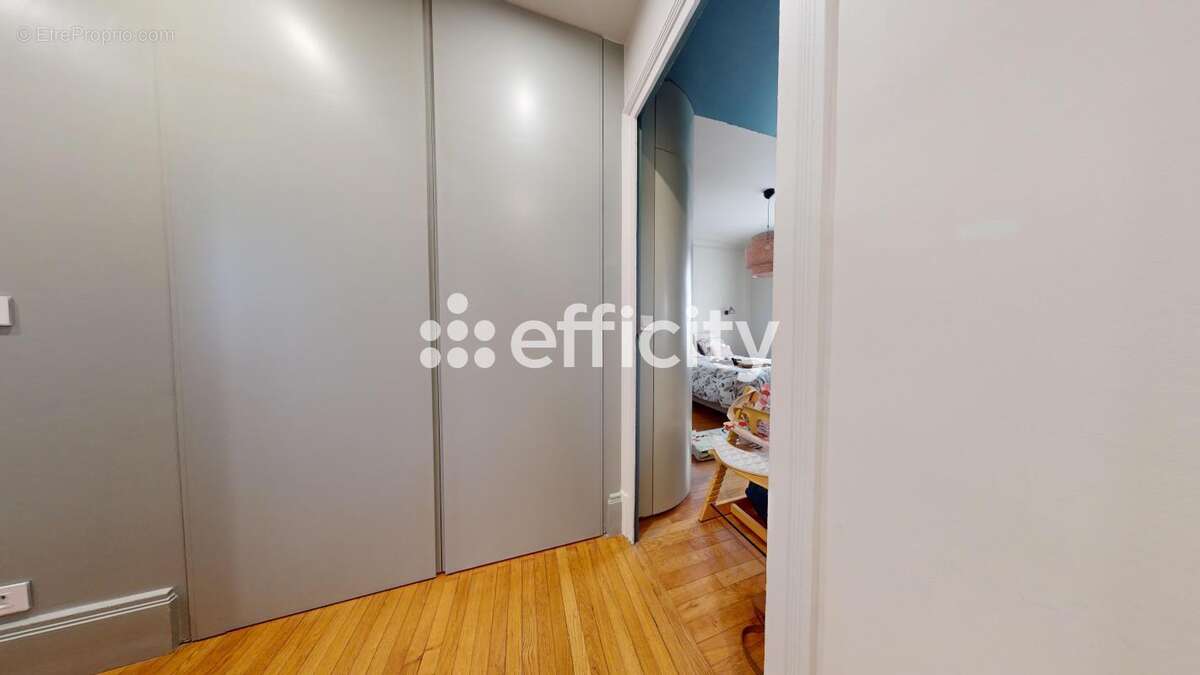 Appartement à LYON-6E