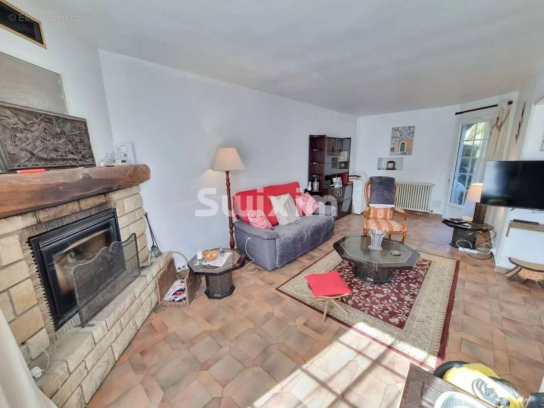 Appartement à ASNIERES-SOUS-BOIS