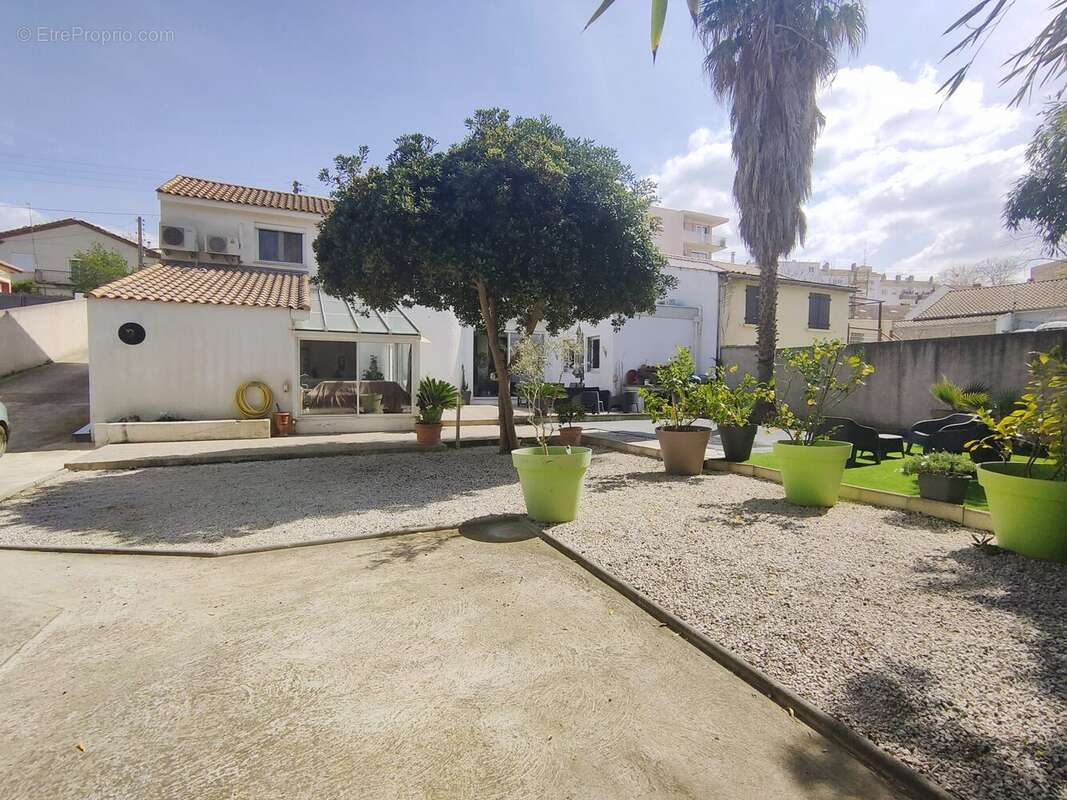 Maison à BEZIERS