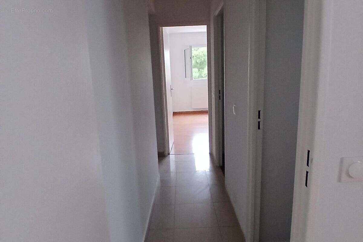 Appartement à MARSEILLE-11E