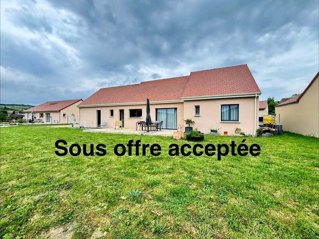 Maison à SAINT-GENGOUX-LE-NATIONAL