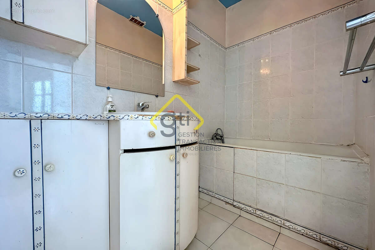 Maison à SAINT-DENIS