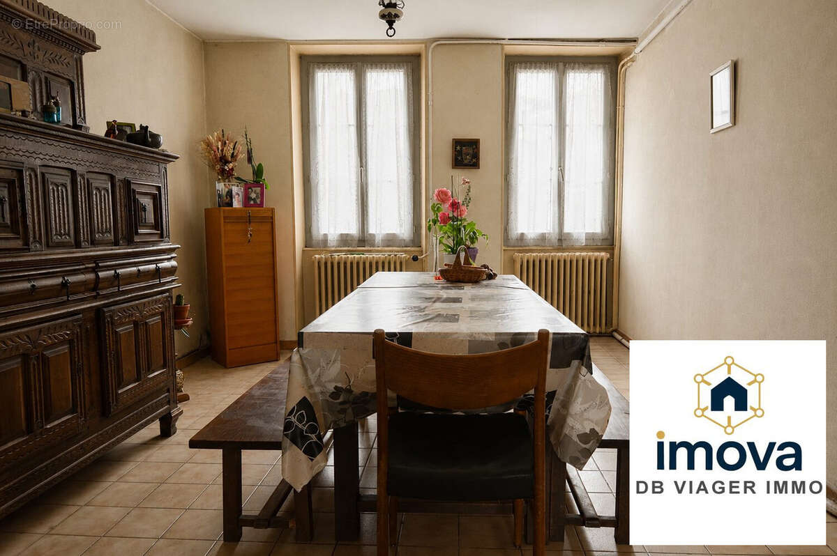 Maison 160 m² à Randan  - photo 4