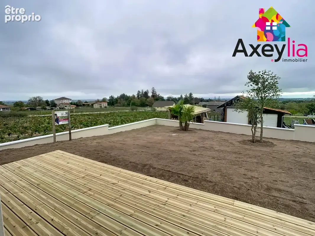 A vendre- côte roannaise - maison neuve de plain-pied 4 chambres sur terrain de 851 m2 - photo 2