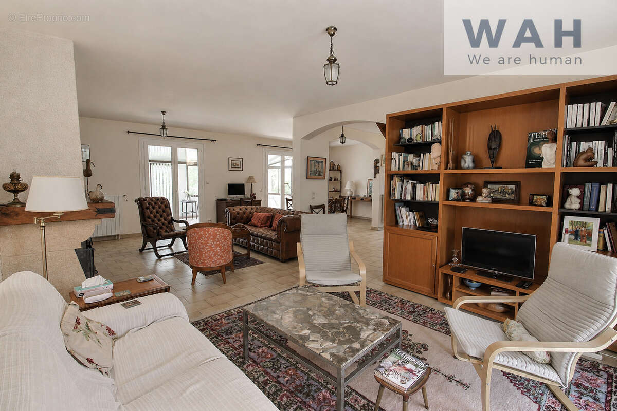 Vente villa 7 pieces a saint-clement-de-riviere (34980) - photo 3