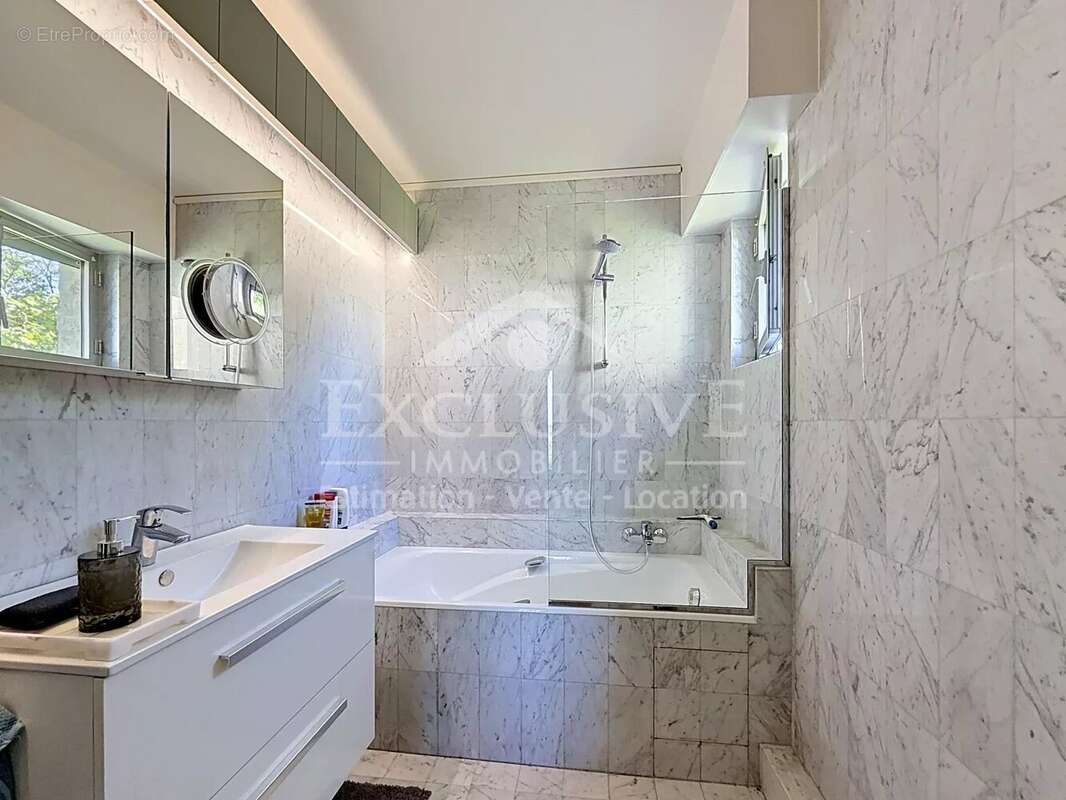 Appartement à TOURGEVILLE