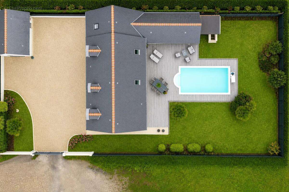 Maison à MONTLOUIS-SUR-LOIRE