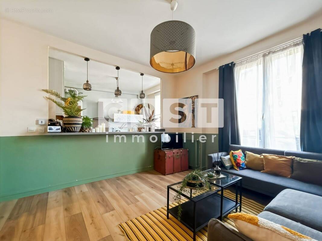 Appartement à BOIS-COLOMBES
