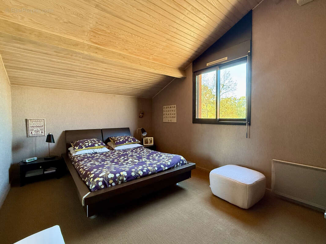 Maison à MONTAIGUT-SUR-SAVE