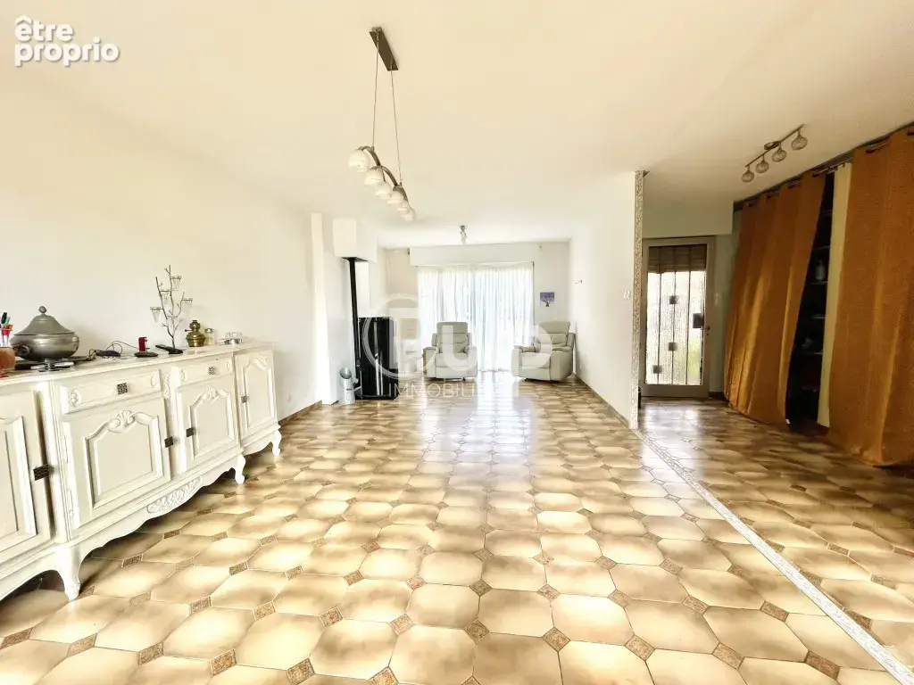 Maison à BURBURE