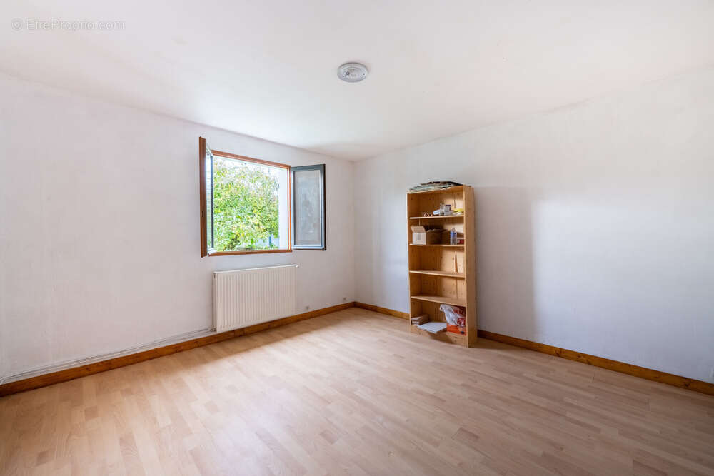 Maison à TACOIGNIERES