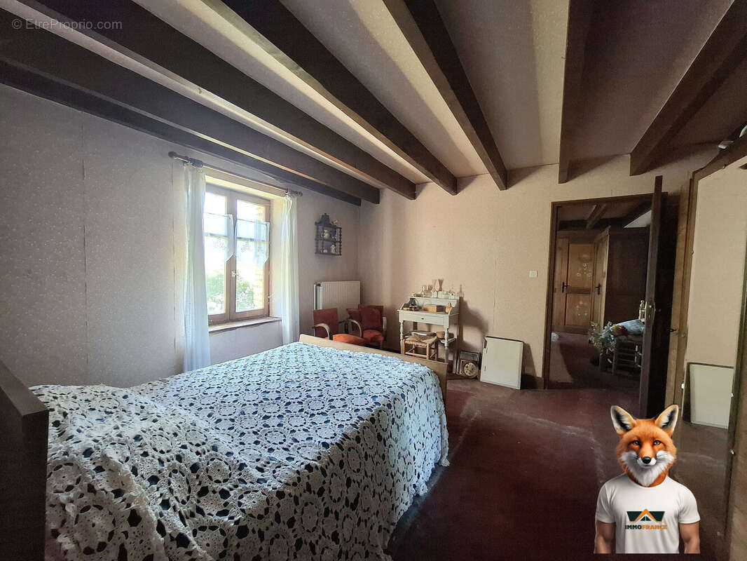 Maison à CHASSAGNE-SAINT-DENIS