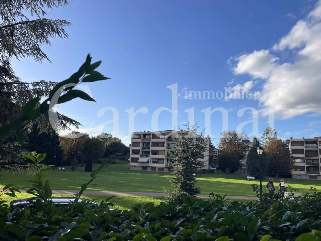 Appartement à NOISY-LE-ROI