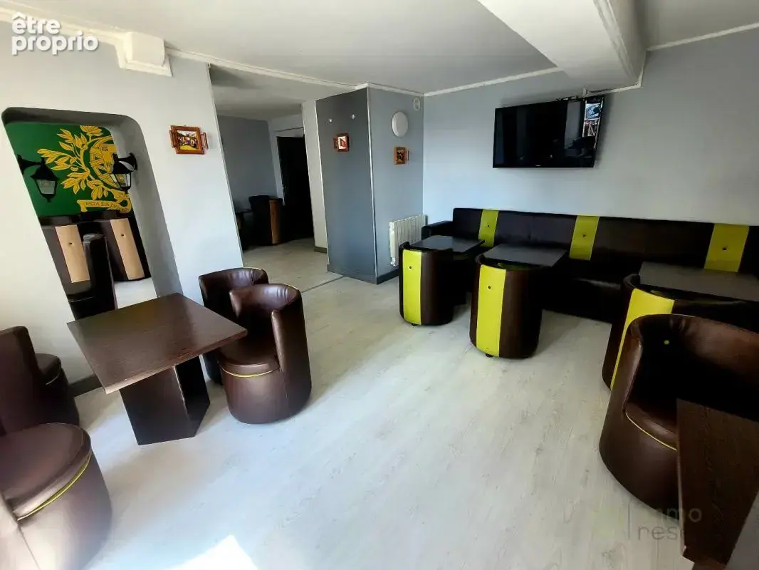 Commerce 120 m² à vendre à Chaumes-En-Brie (77390) - photo 6
