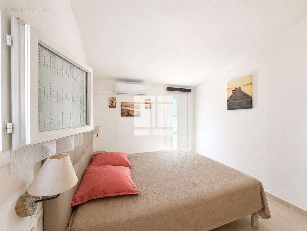 Villa de plain-pied - piscine - T2 indépendant - photo 15