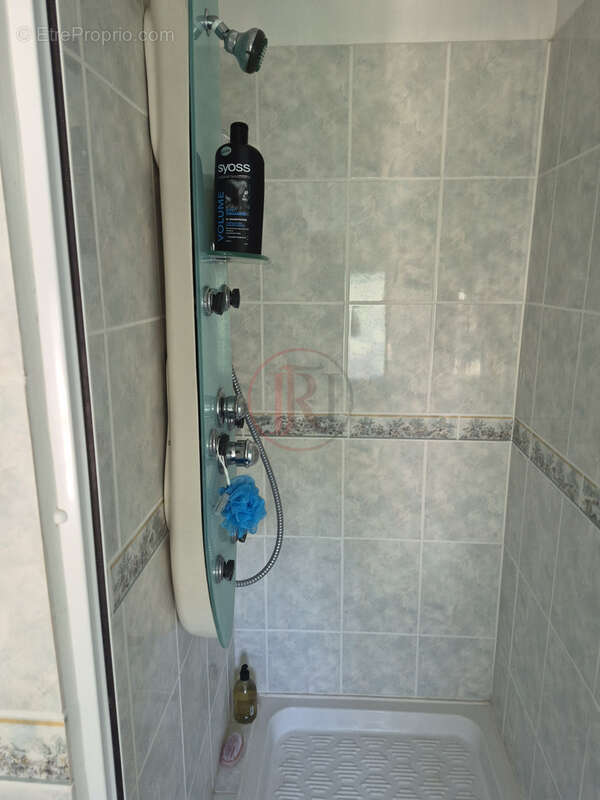 Appartement T4 en R+2 - photo 7