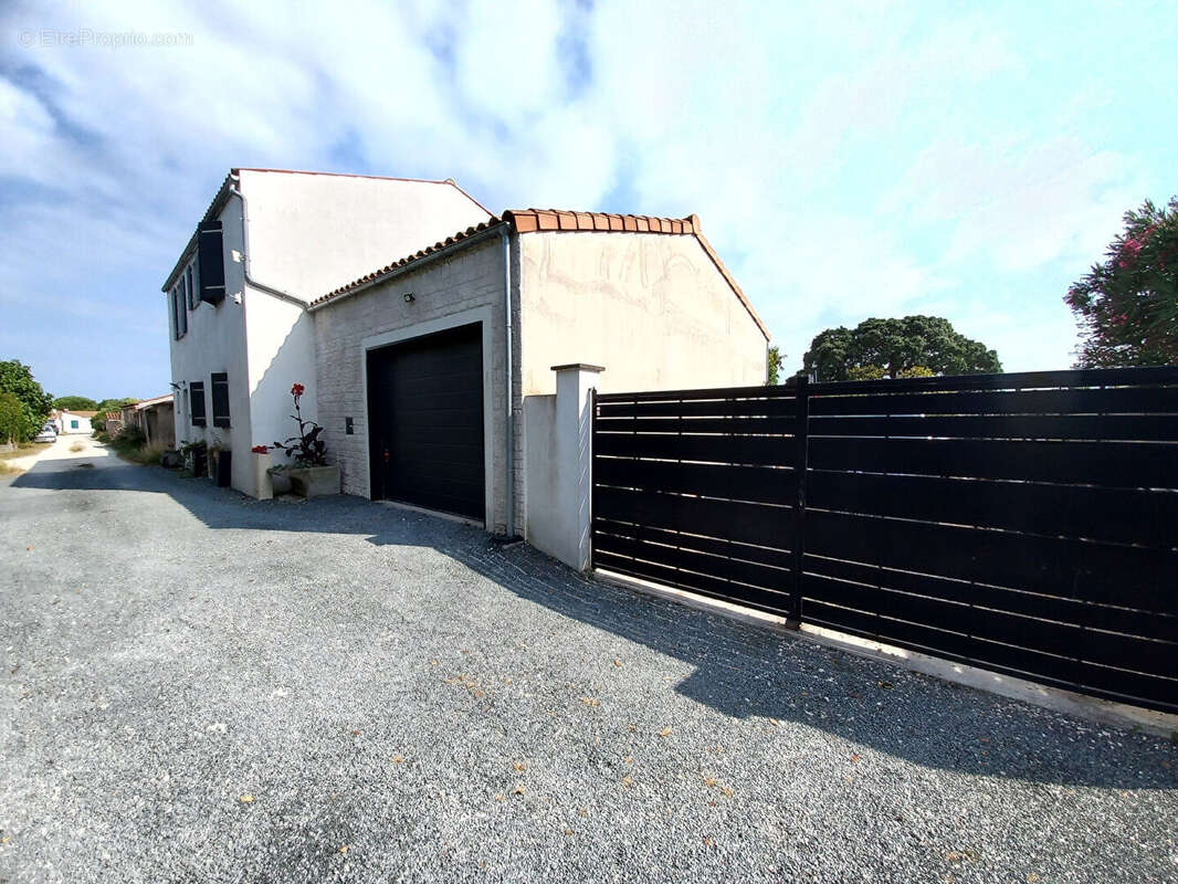 Maison contemporaine de 2019 - Volumes, confort et prestations de qualité - photo 3