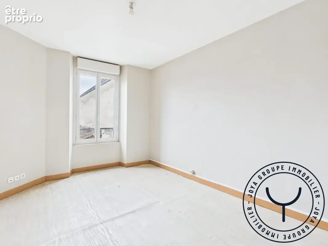 Appartement 479 m² à Romilly-Sur-Seine  - photo 7