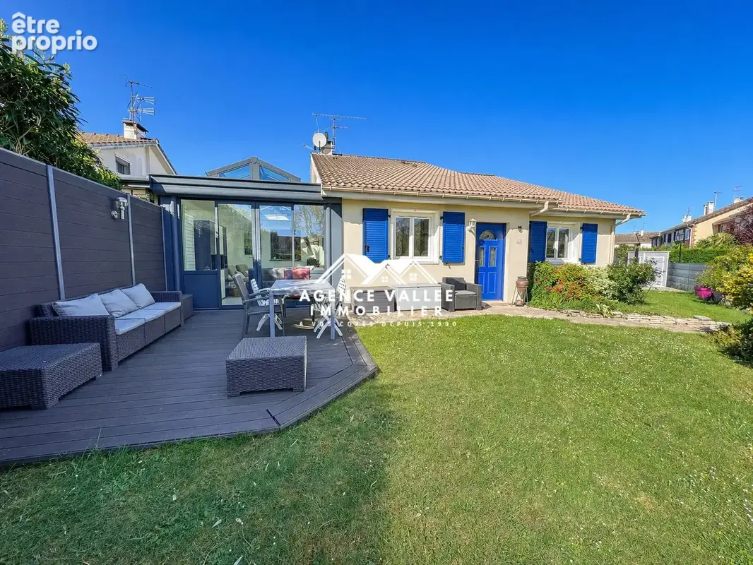 Photo Maison à Saint-Germain-Les-Corbeil au prix de 309 000€
