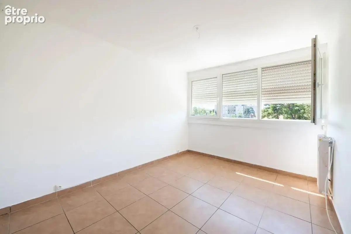 Appartement de 3 pièces de 79 m² situé à Marseille - photo 10