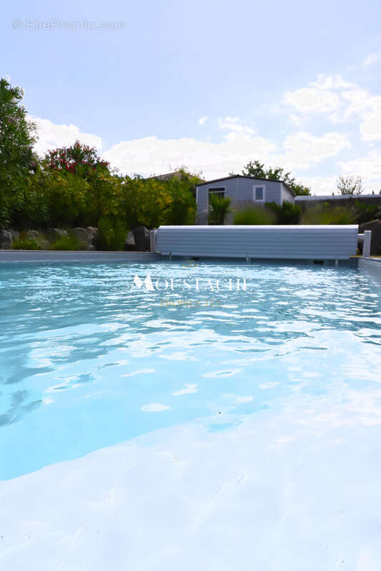 Maison  à la rénovation contemporaine avec piscine- a deux pas des commerces & de la plage - - photo 21