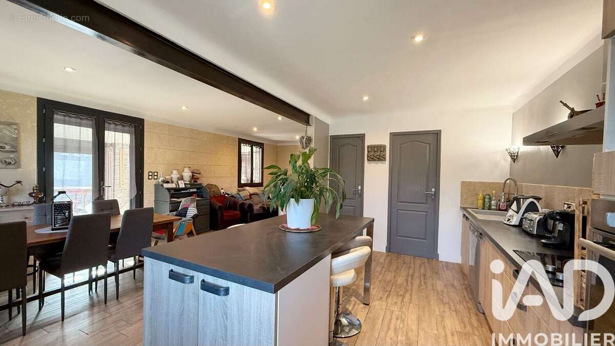 Photo 6 - Maison à LAGNES