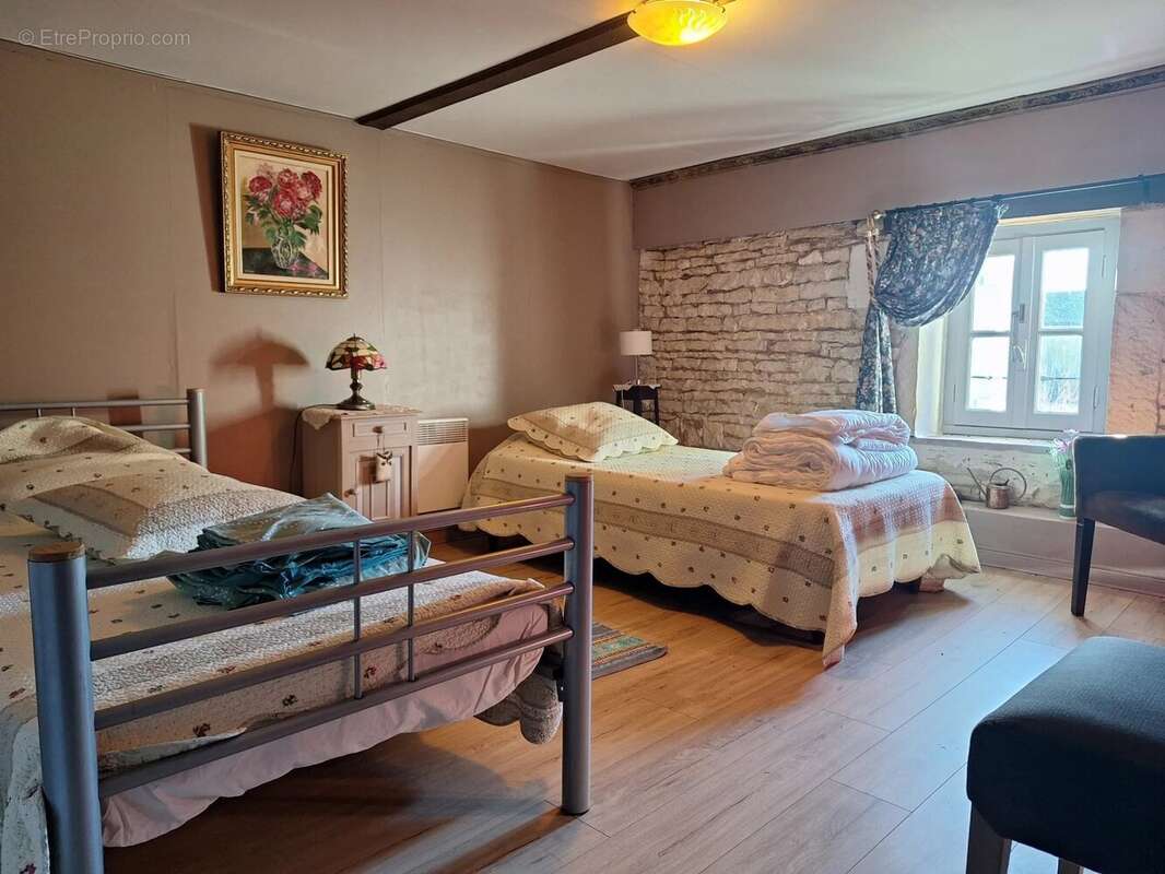 Maison à LA ROCHETTE