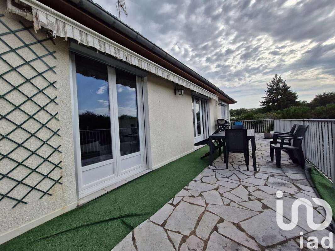 Photo 4 - Maison à EPINEAU-LES-VOVES