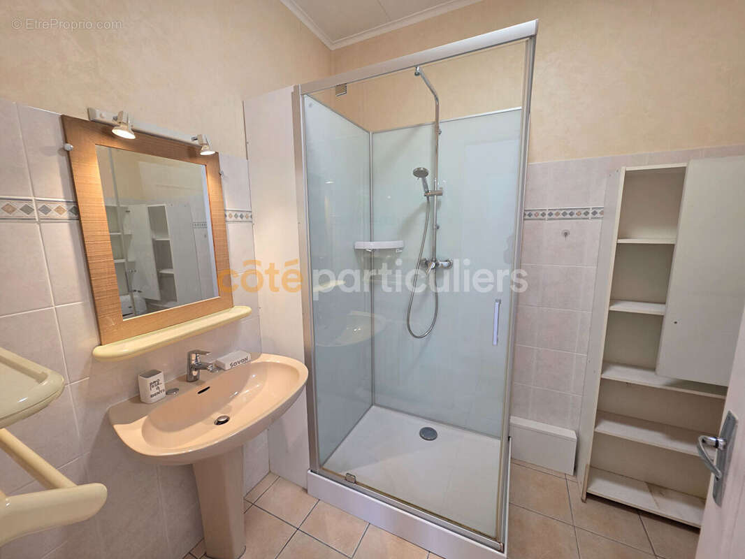 Maison 156. m2 - photo 12