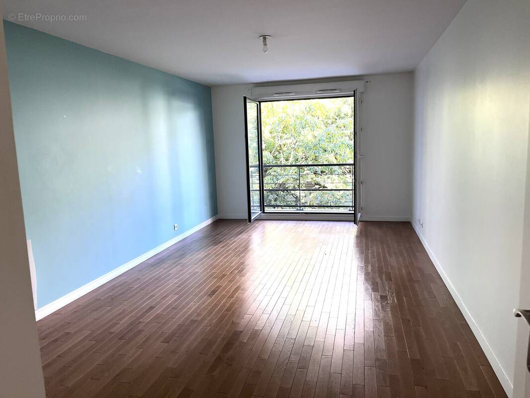 4 Pièces + 2 Balcons + 1 Parking + 1 Cave - photo 2