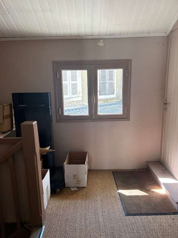 57168991e.jpg - Appartement à PAU