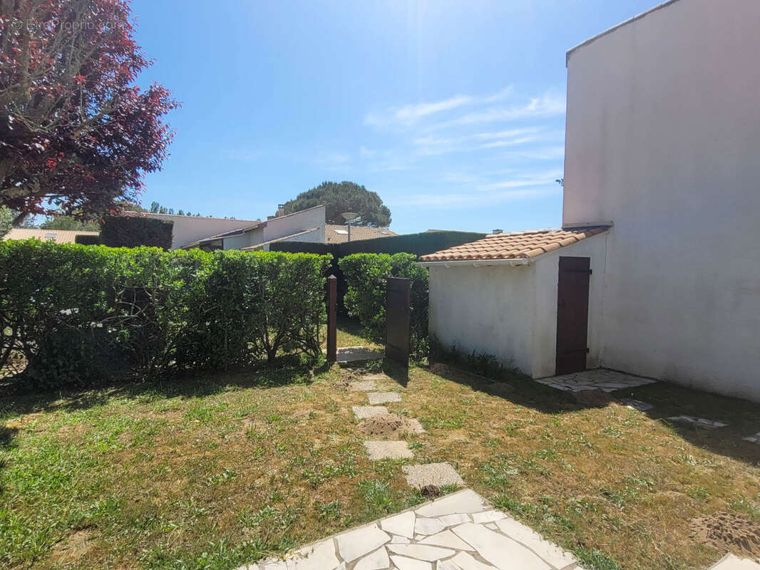 Maison mitoyenne T4 bis  - 55m2 - LA PALMYRE - photo 2