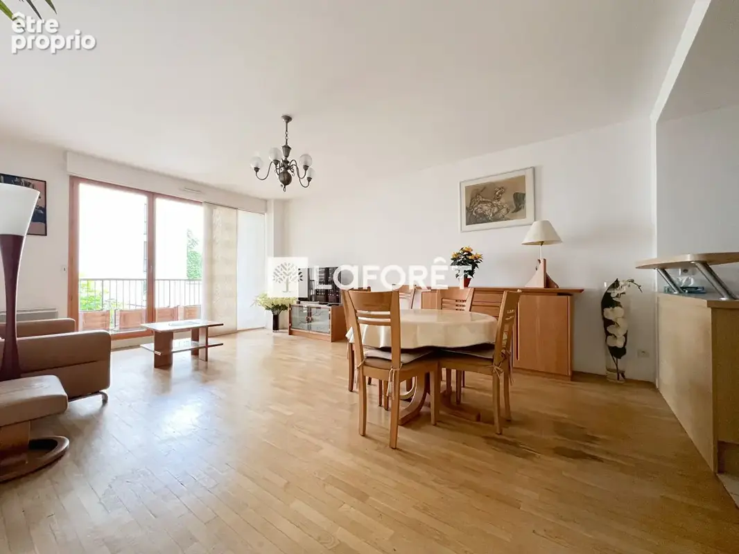 Appartement à MONTROUGE