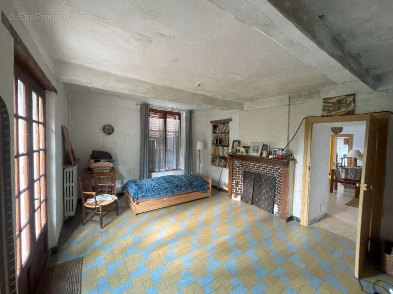 Maison à LA BAZOCHE-GOUET