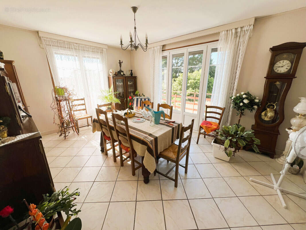 Maison à SAINT-MEXANT