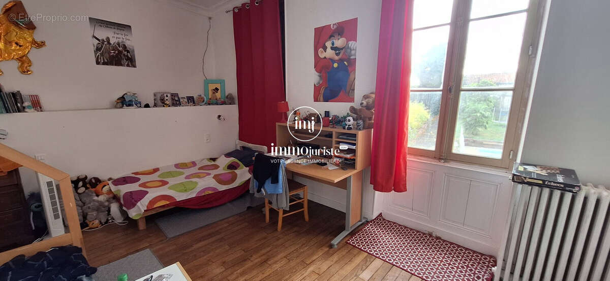 Maison à CHASSENEUIL-SUR-BONNIEURE