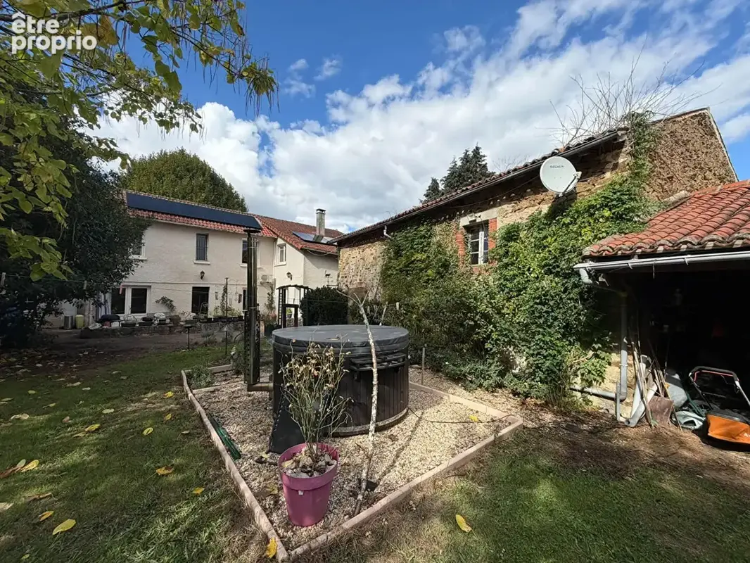 HAUTE VIENNE - Charmante maison familiale avec 5 chambres, grande grange, cour privative, verger et équipements énergétiques per - photo 4