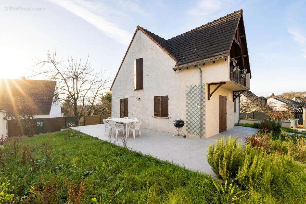 Maison à CROSNE