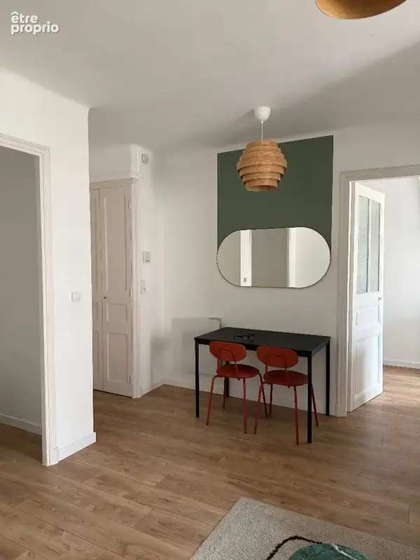Toulon Haute Ville - T2 35 m² rénové, 5? étage ascenseur, lumineux - photo 4