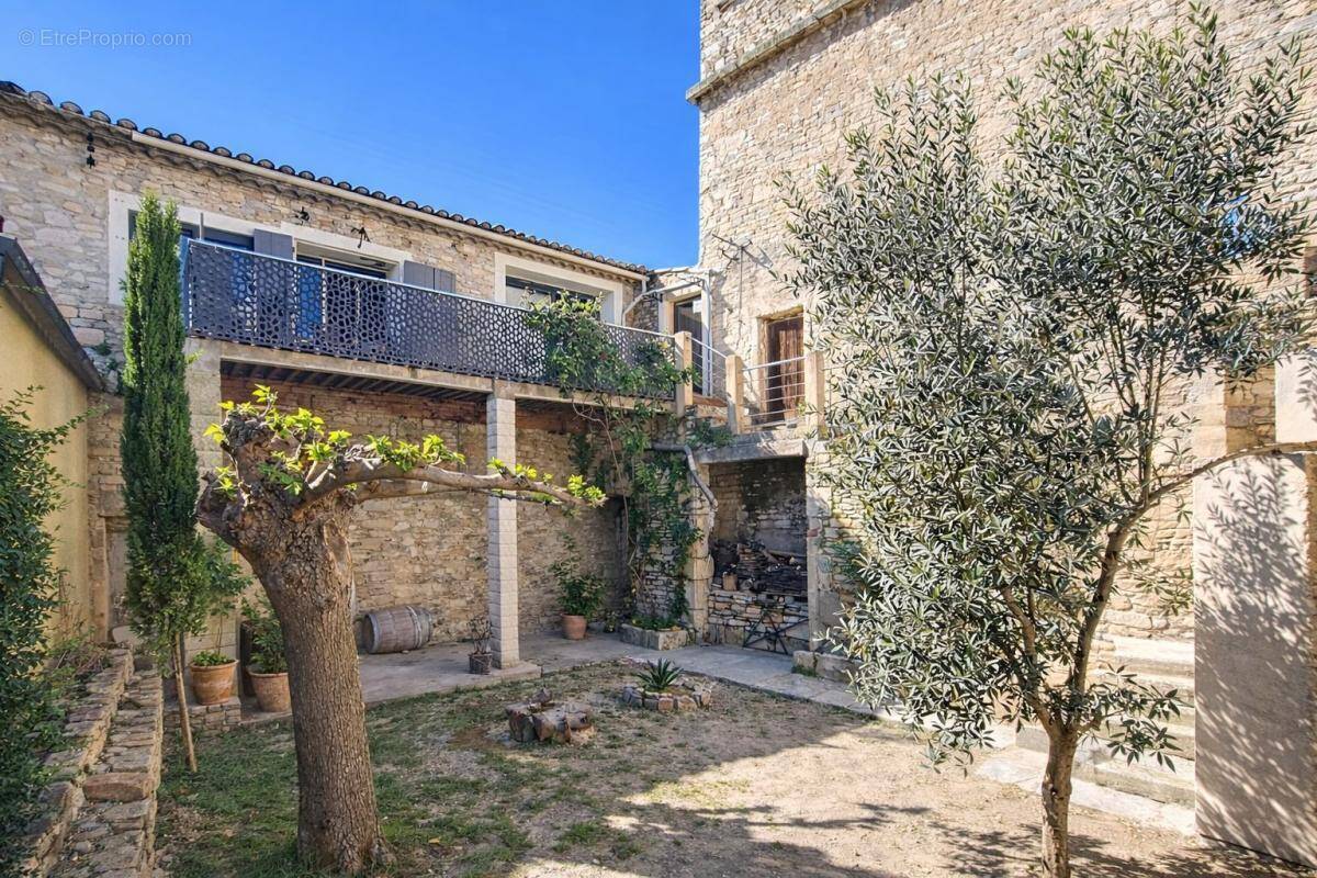 Maison à MARGUERITTES