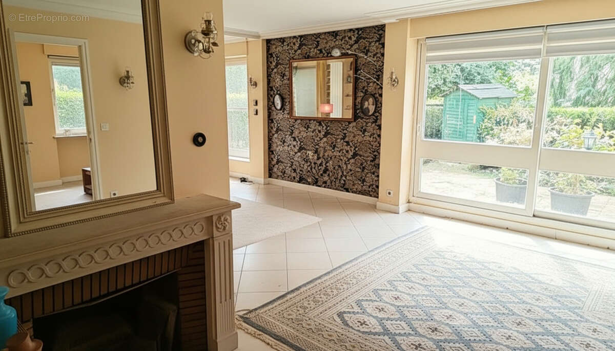 PARLY 2, bel appartement de 4 pièces avec jardin (160 m2), cave et box - photo 5
